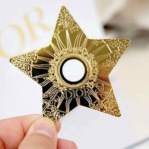 Dior Star Charm 1 piece